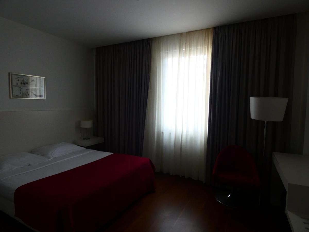 Hotel Vila D'Όμπιδος Εξωτερικό φωτογραφία
